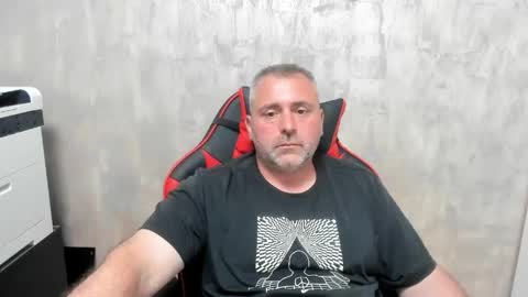Snapshot of sexone25 chatting on 05/30/26, 07:44 sexone25 online show from 05/30/26, 07:44