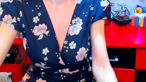 sexqueen1111 online show from 02/25/25, 08:09