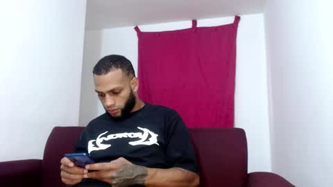 Snapshot of sexseason777 chatting on 10/09/25, 03:21 STIIV G online show from 10/09/25, 03:21