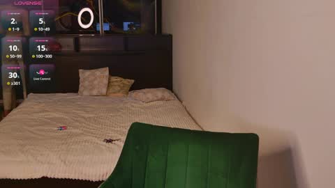 sextezi online show from 04/11/26, 09:52