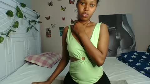 Snapshot of sexttiana_ebony chatting on 03/10/25, 08:26 sexttiana_ebony online show from 03/10/25, 08:26