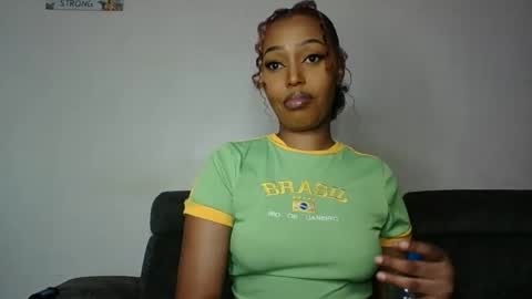 Snapshot of sexttiana_ebony chatting on 03/29/26, 02:50 sexttiana_ebony online show from 03/29/26, 02:50