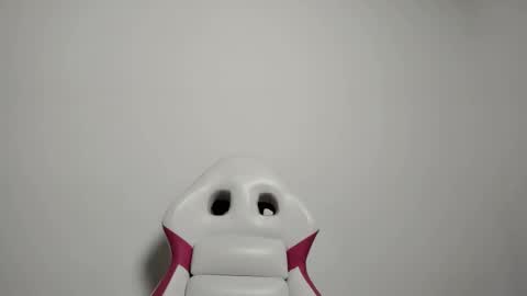 Snapshot of sexual_addiction chatting on 01/16/25, 12:23 SARA online show from 01/16/25, 12:23