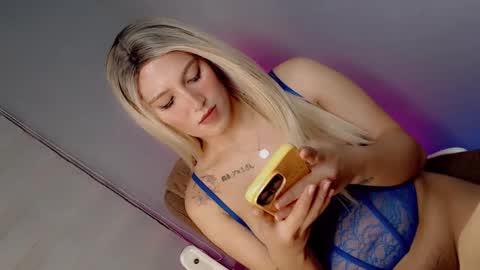 Britney Allen online show from 02/03/25, 03:53