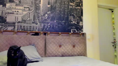 Andrea online show from 10/13/25, 01:55