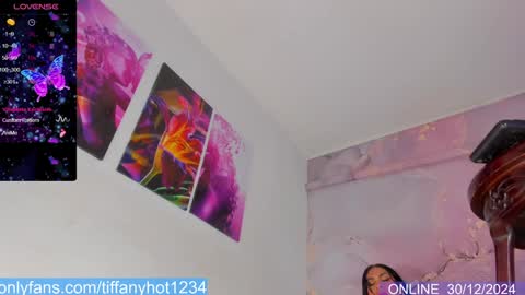 Tifanny Benitez  online show from 12/30/24, 02:51