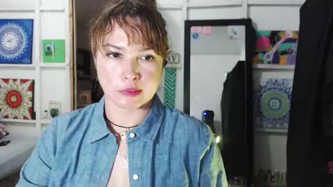 CHIARA   online show from 10/21/25, 07:36