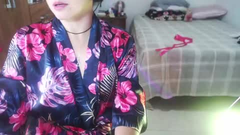 Snapshot of sexwwoman chatting on 04/30/26, 08:57 CHIARA online show from 04/30/26, 08:57