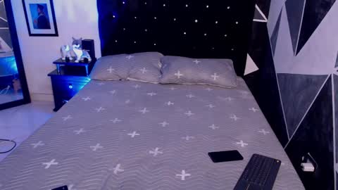 Amara online show from 01/26/25, 05:13