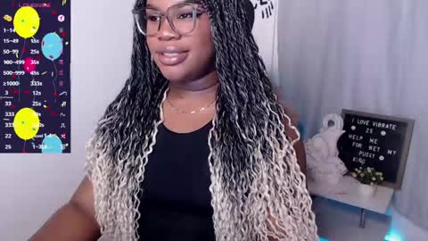 Snapshot of sexx_amara chatting on 06/07/26, 06:28 Amara online show from 06/07/26, 06:28