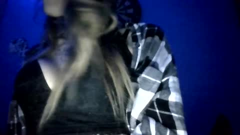 Leeah CloudZzz online show from 03/11/25, 11:23