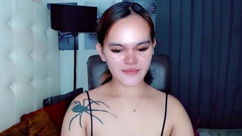 sexxxy_caroline online show from 01/06/25, 11:40
