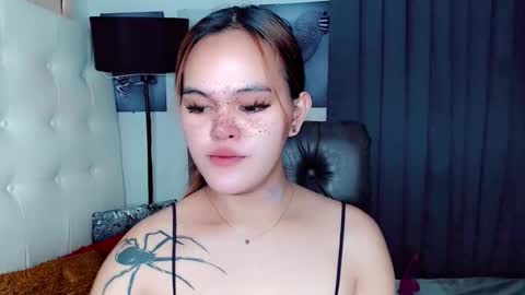 sexxxy_caroline online show from 01/07/25, 09:18