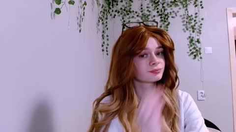 Alice 3 online show from 02/15/26, 03:20