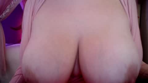Snapshot of sexxxyprincess chatting on 01/24/25, 05:53 Princess online show from 01/24/25, 05:53