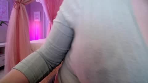 Snapshot of sexxxyprincess chatting on 05/21/26, 02:29 Princess online show from 05/21/26, 02:29