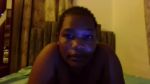 Snapshot of sexxy_beiby chatting on 02/14/26, 02:19 sexxy_beiby online show from 02/14/26, 02:19