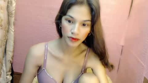 Dahlia online show from 05/15/26, 08:38
