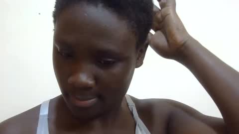 sexxy_maya1 online show from 12/04/25, 08:45