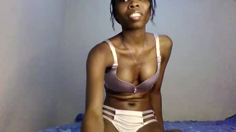 Snapshot of sexxy_natasha19 chatting on 05/07/26, 11:37 sexxy_natasha19 online show from 05/07/26, 11:37