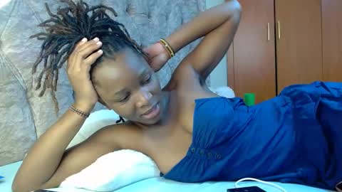 Snapshot of sexxy_santa chatting on 12/02/24, 08:09 Santa online show from 12/02/24, 08:09