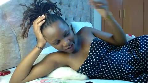 Snapshot of sexxy_santa chatting on 12/07/24, 07:10 Santa online show from 12/07/24, 07:10