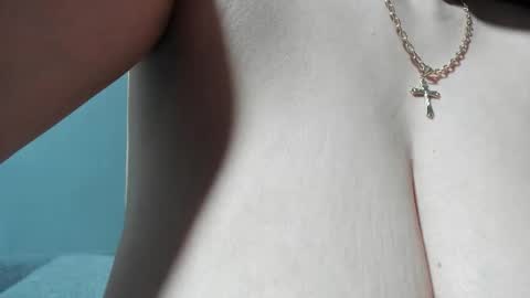 Snapshot of sexxymeriemm chatting on 09/19/25, 01:01 sexxymeriemm online show from 09/19/25, 01:01