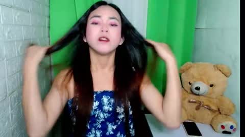 Snapshot of sexxywild_asiants4uxxx chatting on 04/17/26, 06:22 Jessica online show from 04/17/26, 06:22