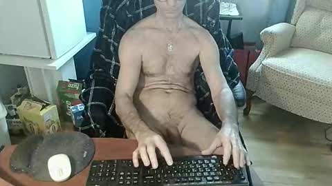 sexy0062 online show from 04/23/26, 12:29