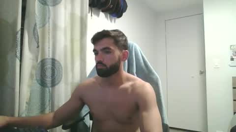 Snapshot of sexy04111 chatting on 12/21/25, 07:15 sexy04111 online show from 12/21/25, 07:15