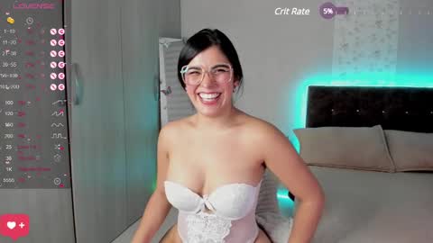 Snapshot of sexy_3512 chatting on 02/15/25, 01:31 LUXURY online show from 02/15/25, 01:31