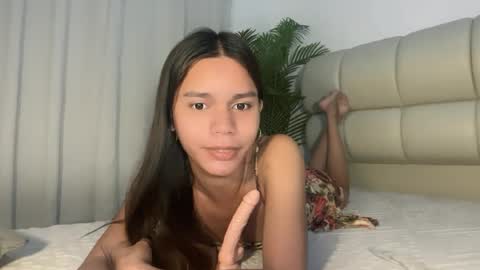 Snapshot of sexy_alexa17 chatting on 08/06/26, 12:45 sexy_alexa17 online show from 08/06/26, 12:45