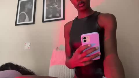 Snapshot of sexy_aluna chatting on 09/27/25, 10:59 sexy_aluna online show from 09/27/25, 10:59