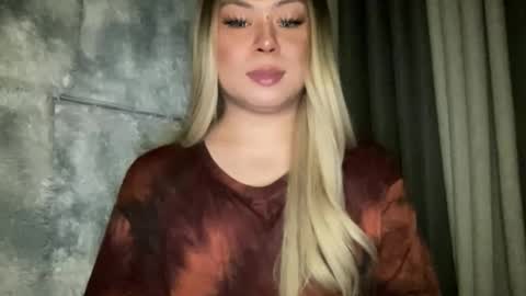 BREANNA online show from 04/23/26, 03:47