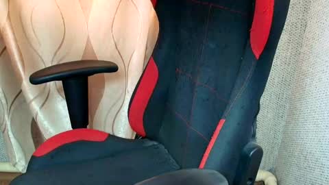 Jessica  Face only in pvt or in snapchat Dont ask more.... online show from 02/15/26, 11:19