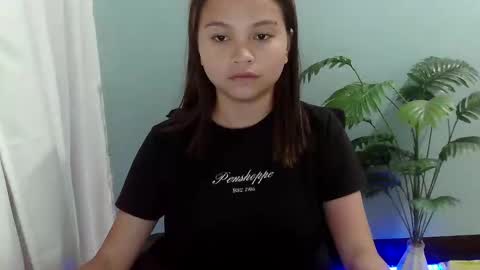 Snapshot of sexy_asian_dhar chatting on 04/24/26, 10:50 sexy_asian_dhar online show from 04/24/26, 10:50