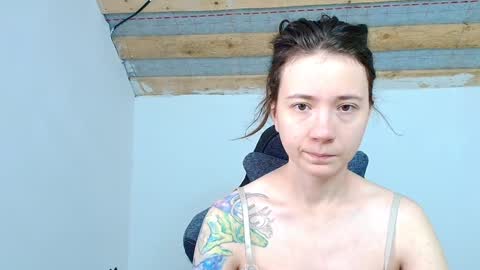 Snapshot of sexy_b0rsch chatting on 10/14/25, 05:41 sexy_b0rsch online show from 10/14/25, 05:41