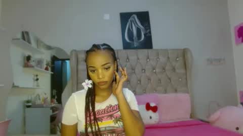 sexy_babydoll22 online show from 04/22/26, 11:01