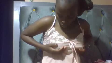 sexy_batush04 online show from 04/23/26, 06:36