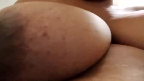 Snapshot of sexy_bbw93 chatting on 10/22/25, 11:43 sexy_bbw93 online show from 10/22/25, 11:43