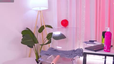 Snapshot of sexy_blonde_doll chatting on 02/07/26, 11:41 Lina online show from 02/07/26, 11:41