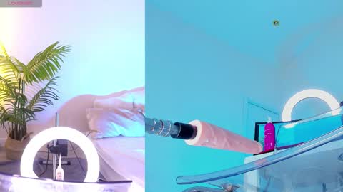 Snapshot of sexy_blonde_doll chatting on 02/19/26, 12:50 Lina online show from 02/19/26, 12:50