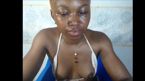 sexy_bluey247 online show from 10/01/25, 08:26