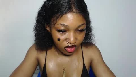 sexy_bluey247 online show from 04/04/26, 05:32