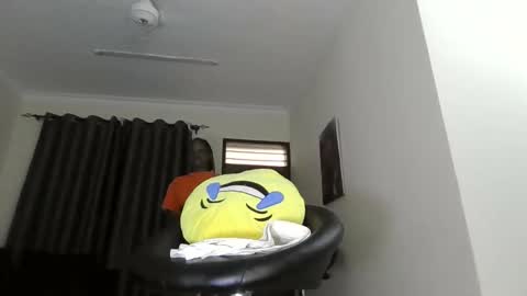 liya online show from 03/17/26, 08:39