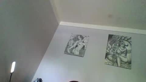 sexy_brunette8826 online show from 04/29/26, 10:27