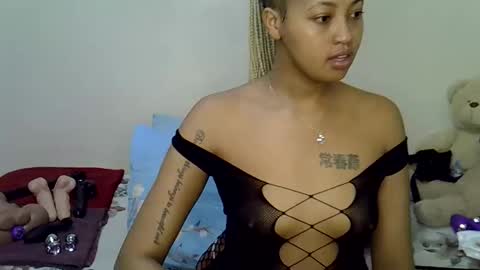 sexy_bubbie01 online show from 05/02/26, 07:35