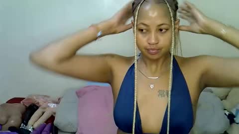 sexy_bubbie01 online show from 05/06/26, 01:49