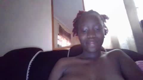 sexy_butty01 online show from 11/27/25, 06:04