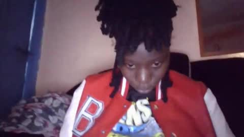 sexy_butty01 online show from 04/23/26, 12:29